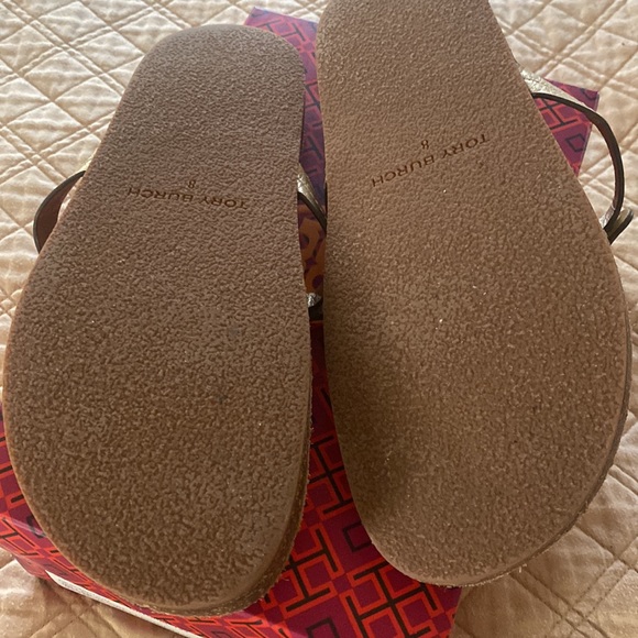 Tory Burch Miller Cloud 8 - Picture 3 of 4